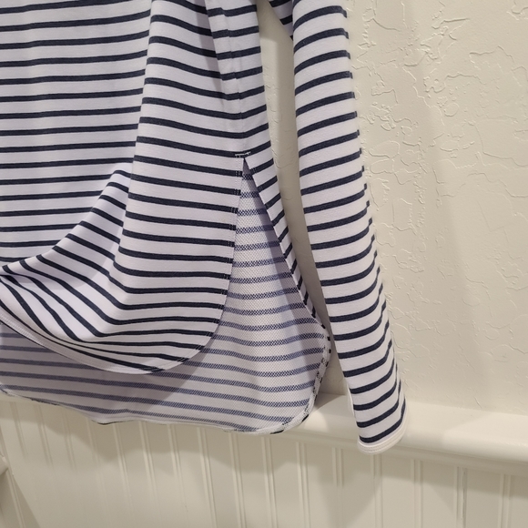 Lorna Jane Navy Stripe Top - Picture 2 of 4